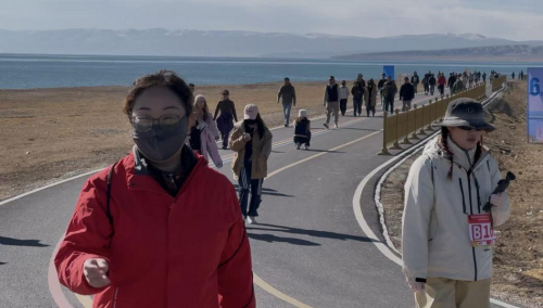 2025青海湖畔迎重阳徒步活动暨第四届青海湖草原冬肉集在刚察启幕